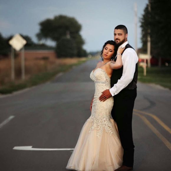 Meet your Posher, Tessa - Picture 1 of 1